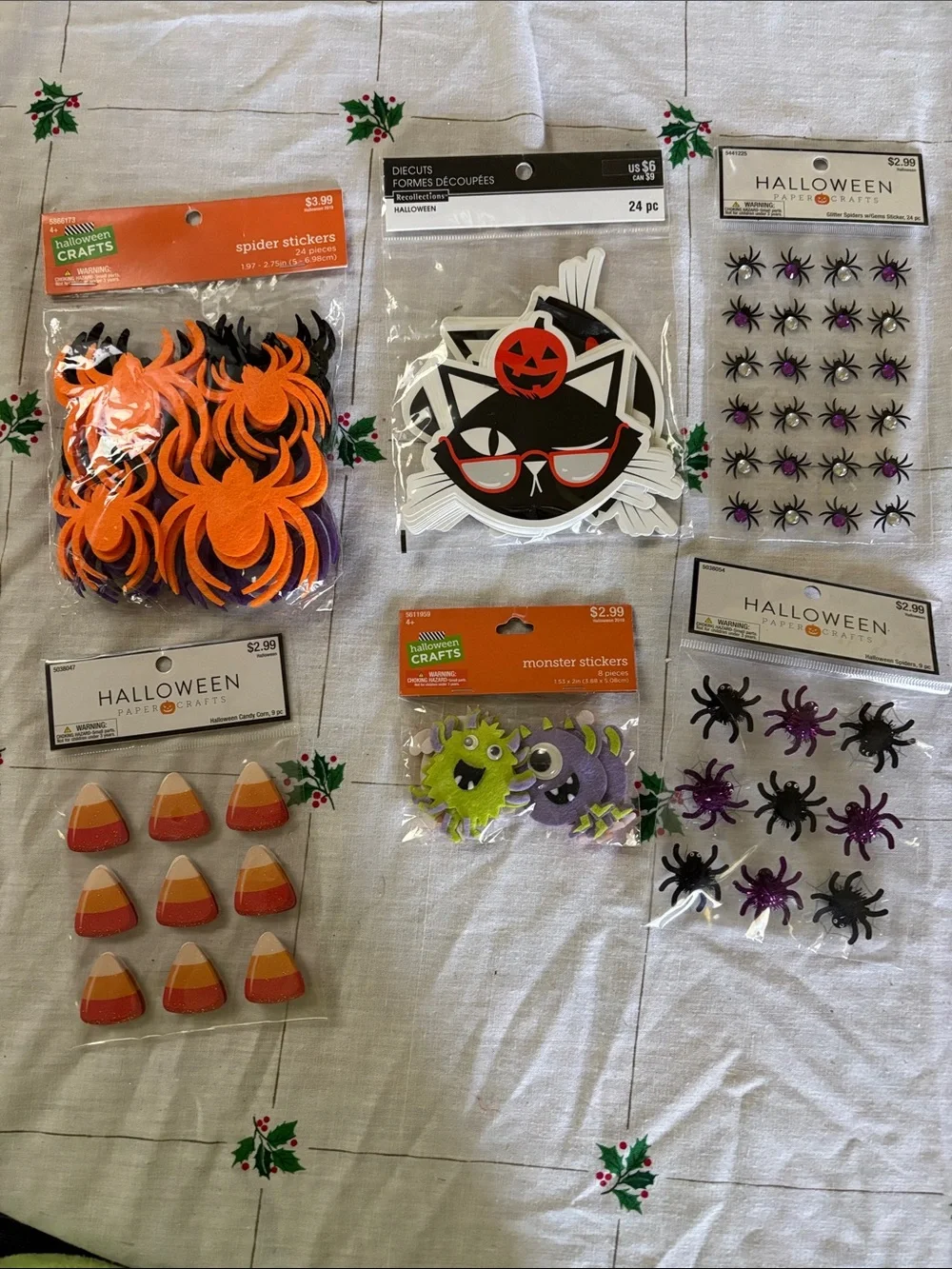 Bundle of Halloween Decor - 6 pcs